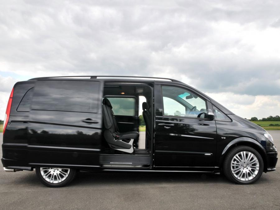  Mercedes-Benz Viano X-Clusive 2007 года  (UK) (фото 2 из 3)